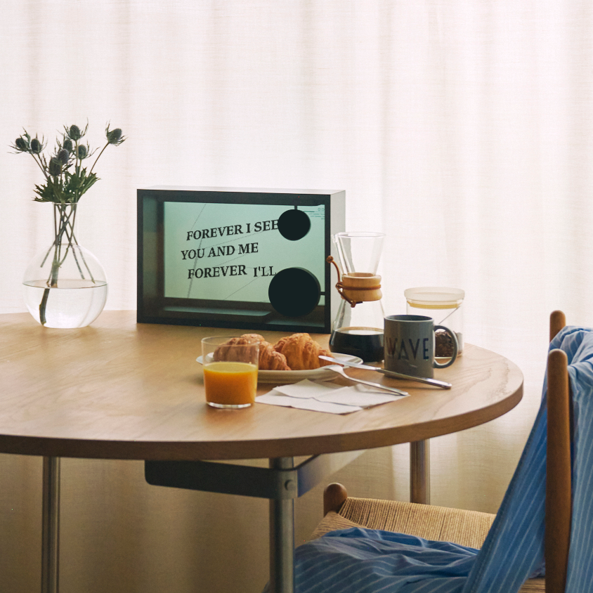Lyric Sync Speaker: Dynamic Lyrics Display & Premium Sound
